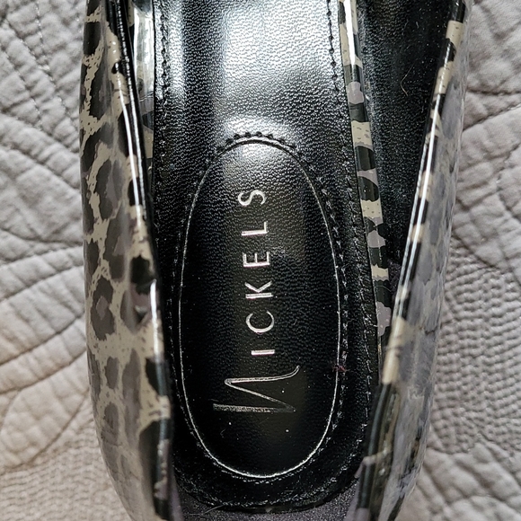Nickels size 11 shoes in black and grey - Picture 4 of 4